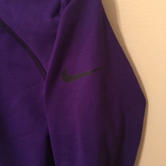Nike pullover - Picture 2 of 4